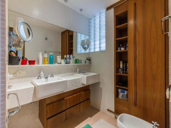 Imagem Imóvel com 3 Quartos à Venda, 184 m² em Jardim Paulista - São Paulo Imagem Imóvel com 3 Quartos à Venda, 184 m² em Jardim Paulista - São Paulo