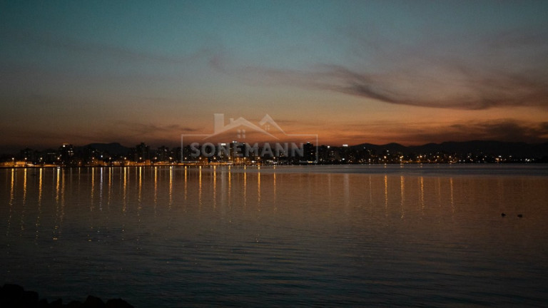 Imagem Apartamento à Venda, em Canto - Florianópolis Imagem Apartamento à Venda, em Canto - Florianópolis