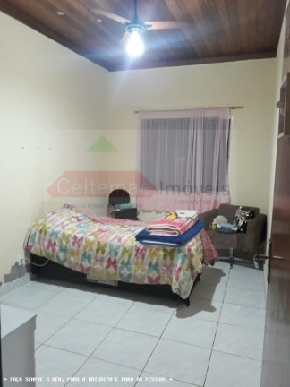 Imagem Casa com 3 Quartos à Venda, 112 m² em Centro - Taubaté Imagem Casa com 3 Quartos à Venda, 112 m² em Centro - Taubaté
