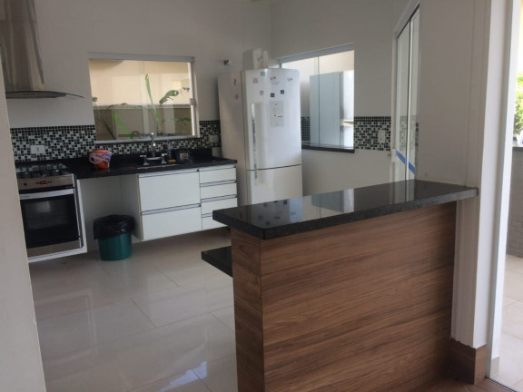 Imagem Imóvel com 6 Quartos à Venda, 350 m² em Balneário Praia Do Pernambuco - Guarujá Imagem Imóvel com 6 Quartos à Venda, 350 m² em Balneário Praia Do Pernambuco - Guarujá