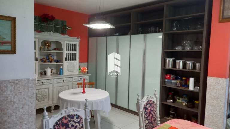 Imagem Casa com 6 Quartos à Venda, 460 m² em Noal - Santa Maria