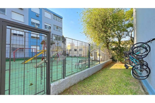 Imagem Apartamento com 2 Quartos à Venda, 53 m² em Santo Antônio - Porto Alegre Imagem Apartamento com 2 Quartos à Venda, 53 m² em Santo Antônio - Porto Alegre