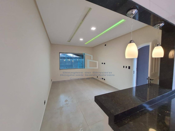 Imagem Casa com 2 Quartos à Venda, 74 m² em Caiçara - Praia Grande