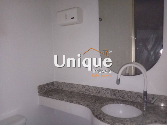 Sala Comercial para Alugar, 40 m² em Centro - Cabo Frio