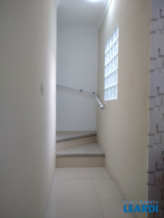Imagem Cobertura com 2 Quartos à Venda, 70 m² em Vila Scarpelli - Santo André