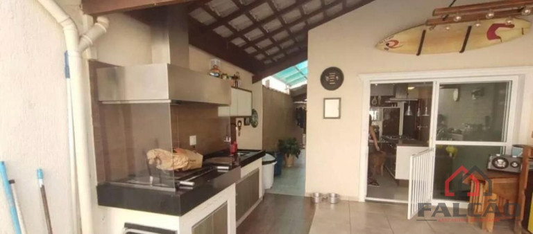 Imagem Sobrado com 4 Quartos à Venda, 154 m² em Canto Do Forte - Praia Grande Imagem Sobrado com 4 Quartos à Venda, 154 m² em Canto Do Forte - Praia Grande