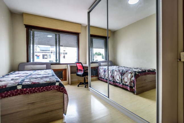 Imagem Apartamento com 3 Quartos à Venda, 81 m² em Jardim São Pedro - Porto Alegre
