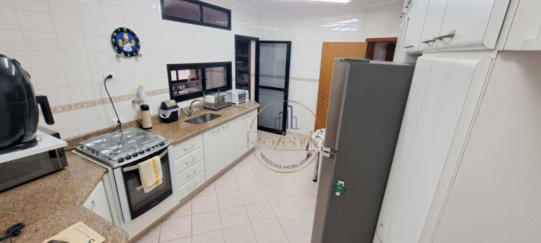Imagem Apartamento com 3 Quartos à Venda, 144 m² em Vila Assunção - Santo André