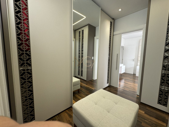 Imagem Sobrado com 3 Quartos à Venda, 284 m² em Uberaba - Curitiba