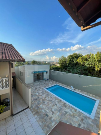 Imagem Casa com 5 Quartos à Venda, 200 m² em Colina Maria Luíza (jordanésia) - Cajamar Imagem Casa com 5 Quartos à Venda, 200 m² em Colina Maria Luíza (jordanésia) - Cajamar