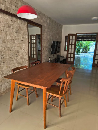 Imagem Casa com 3 Quartos à Venda, 250 m² em Praia De Ipitanga - Lauro De Freitas Imagem Casa com 3 Quartos à Venda, 250 m² em Praia De Ipitanga - Lauro De Freitas