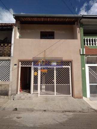 Sobrado com 4 Quartos à Venda, 100 m² em Pinhal - Cabreúva
