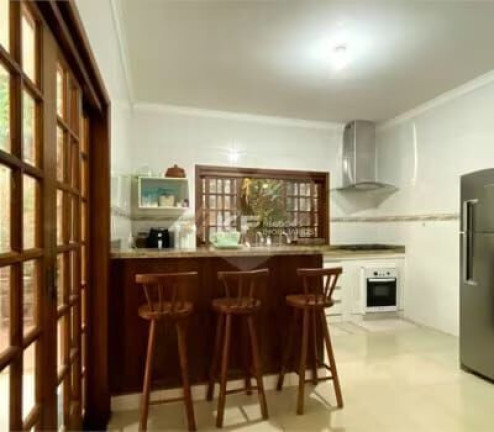 Imagem Sobrado com 2 Quartos à Venda, 172 m² em Jardim Professor Antônio Palocci - Ribeirão Preto Imagem Sobrado com 2 Quartos à Venda, 172 m² em Jardim Professor Antônio Palocci - Ribeirão Preto
