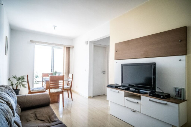 Imagem Apartamento com 2 Quartos à Venda, 52 m² em Sarandi - Porto Alegre