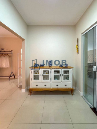 Imagem Casa com 3 Quartos à Venda, 178 m² em Amizade - Jaraguá Do Sul