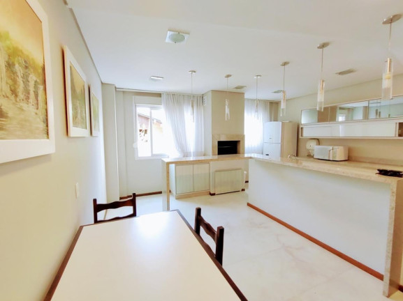 Imagem Apartamento com 3 Quartos à Venda, 176 m² em Atiradores - Joinville Imagem Apartamento com 3 Quartos à Venda, 176 m² em Atiradores - Joinville