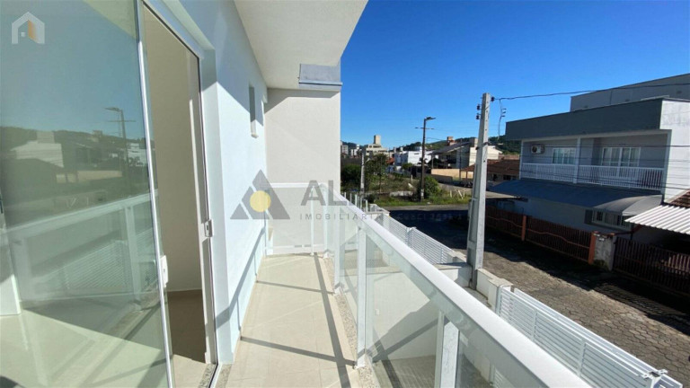Casa com 2 Quartos à Venda, 98 m² em Gravatá - Navegantes