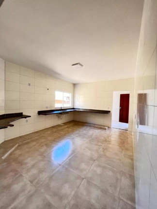 Imagem Casa com 3 Quartos à Venda, 243 m² em Parque Das Laranjeiras Acréscimo - Goiânia Imagem Casa com 3 Quartos à Venda, 243 m² em Parque Das Laranjeiras Acréscimo - Goiânia
