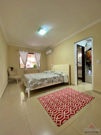 Imagem Casa com 4 Quartos à Venda, 738 m² em Vargem Grande - Rio De Janeiro