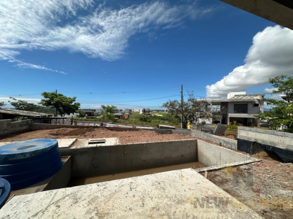 Imagem Casa com 5 Quartos à Venda,  em Santa Paula I - Vila Velha