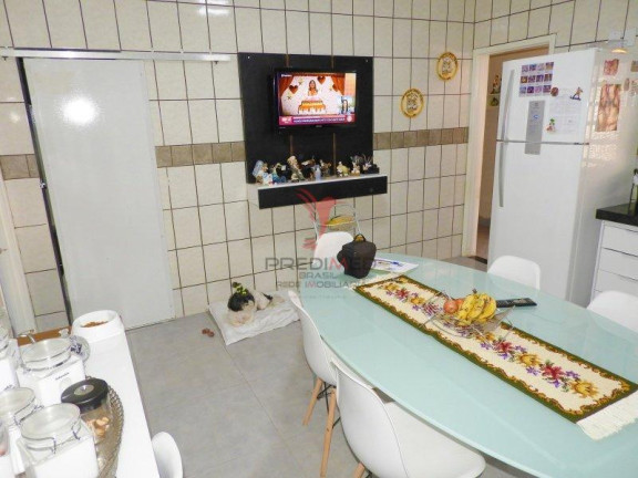 Imagem Casa com 5 Quartos à Venda, 240 m² em Asa Sul - Brasília