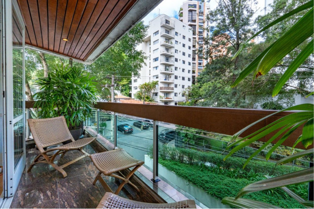 Imagem Imóvel com 4 Quartos à Venda, 230 m² em Real Parque - São Paulo Imagem Imóvel com 4 Quartos à Venda, 230 m² em Real Parque - São Paulo