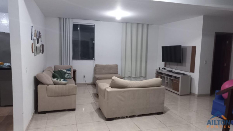Imagem Casa com 5 Quartos à Venda, 242 m² em Nova Guarapari - Guarapari