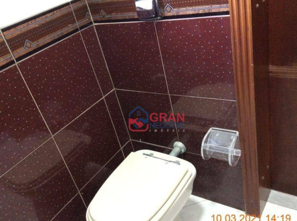 Imagem Sobrado com 7 Quartos à Venda, 450 m² em Santa Quitéria - Curitiba Imagem Sobrado com 7 Quartos à Venda, 450 m² em Santa Quitéria - Curitiba