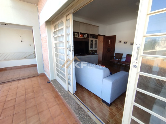 Imagem Casa com 3 Quartos à Venda, 210 m² em Jardim Macedo - Ribeirão Preto Imagem Casa com 3 Quartos à Venda, 210 m² em Jardim Macedo - Ribeirão Preto