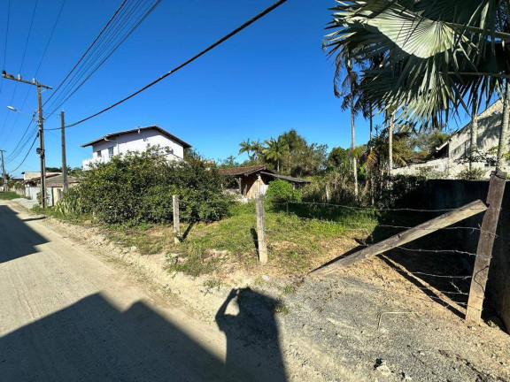 Terreno à Venda, 274 m² em Costeira - Balneário Barra Do Sul