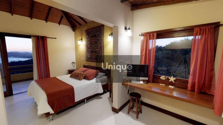 Imagem Casa com 4 Quartos à Venda, 250 m² em Ferradurinha - Armação Dos Búzios
