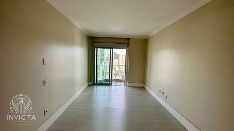 Imagem Apartamento com 4 Quartos à Venda, 240 m² em Centro - Balneário Camboriú Imagem Apartamento com 4 Quartos à Venda, 240 m² em Centro - Balneário Camboriú