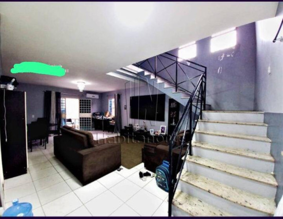 Imagem Casa com 5 Quartos para Alugar,  em Flores - Manaus