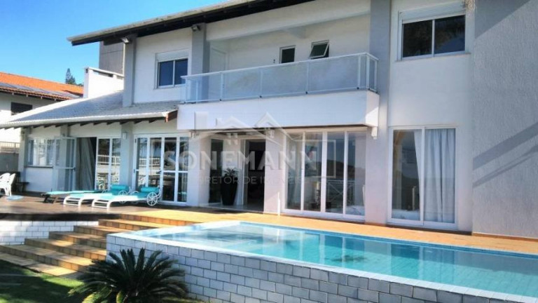 Imagem Casa com 6 Quartos à Venda, 805 m² em Centro - Bombinhas Imagem Casa com 6 Quartos à Venda, 805 m² em Centro - Bombinhas