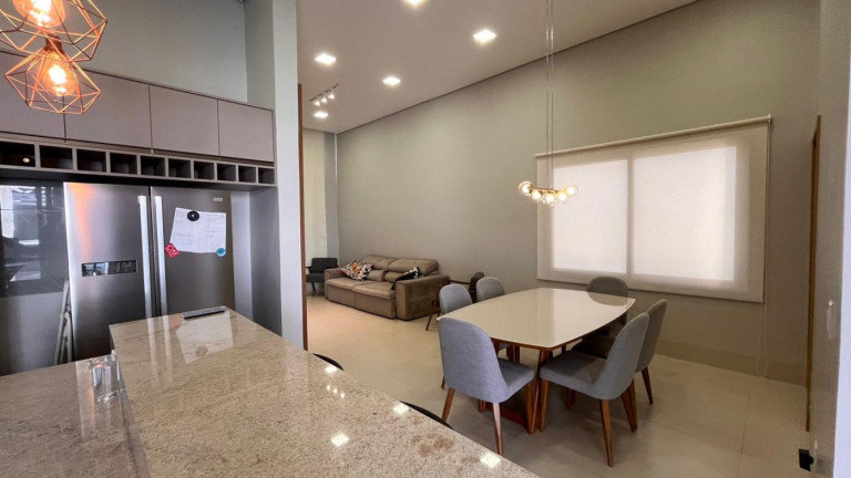 Imagem Casa com 3 Quartos à Venda, 178 m² em Condomínio Belvedere Ii - Cuiabá