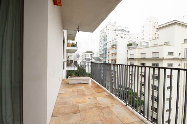 Apartamento com 3 Quartos à Venda, 210 m² em Higienópolis - São Paulo