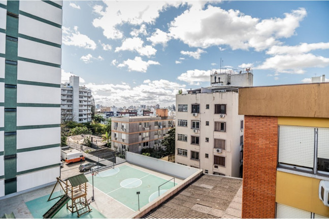 Imagem Imóvel com 2 Quartos à Venda, em Mont Serrat - Porto Alegre Imagem Imóvel com 2 Quartos à Venda, em Mont Serrat - Porto Alegre