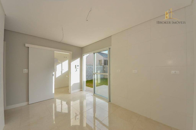 Imagem Sobrado com 3 Quartos à Venda, 121 m² em Xaxim - Curitiba Imagem Sobrado com 3 Quartos à Venda, 121 m² em Xaxim - Curitiba