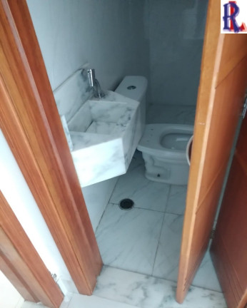 Imagem Sobrado com 3 Quartos à Venda,  em Jardim Santo Elias - São Paulo