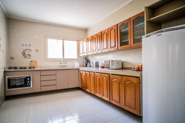 Imagem Imóvel com 3 Quartos à Venda,  em Vila Ipiranga - Porto Alegre