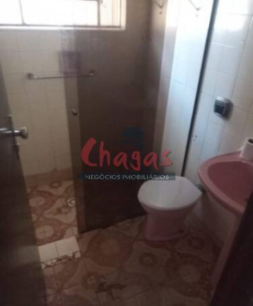 Imagem Casa com 8 Quartos à Venda, 131 m² em Centro - Caraguatatuba Imagem Casa com 8 Quartos à Venda, 131 m² em Centro - Caraguatatuba
