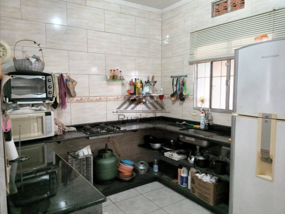 Imagem Casa com 2 Quartos à Venda, 250 m² em Estancia São José - Peruíbe Imagem Casa com 2 Quartos à Venda, 250 m² em Estancia São José - Peruíbe