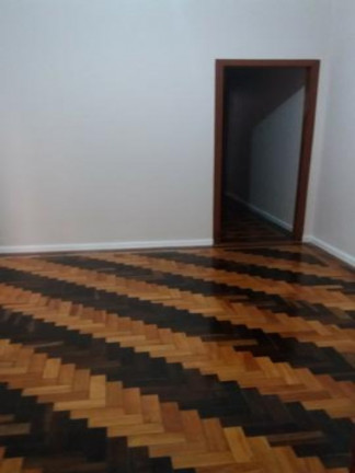 Imagem Apartamento com 2 Quartos à Venda, 65 m² em Farroupilha - Porto Alegre Imagem Apartamento com 2 Quartos à Venda, 65 m² em Farroupilha - Porto Alegre