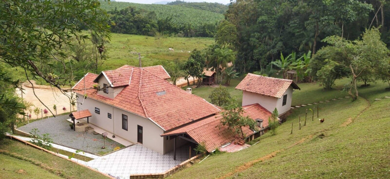 Imagem Chácara com 4 Quartos à Venda, 6 m² em Centro - São João Do Itaperiú Imagem Chácara com 4 Quartos à Venda, 6 m² em Centro - São João Do Itaperiú