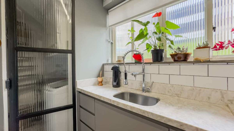 Imagem Apartamento com 2 Quartos à Venda, 74 m² em Mont Serrat - Porto Alegre
