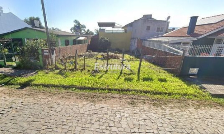 Terreno à Venda, 250 m² em Pinheiro Machado - Santa Maria