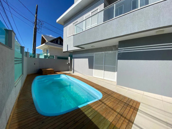 Imagem Casa com 7 Quartos à Venda, 425 m² em Meia Praia - Navegantes