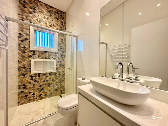 Imagem Casa de Condomínio com 4 Quartos à Venda, 270 m² em Centro - Xangri-lá Imagem Casa de Condomínio com 4 Quartos à Venda, 270 m² em Centro - Xangri-lá