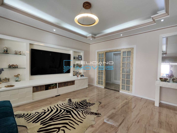 Imagem Casa com 4 Quartos à Venda, 366 m² em Tupi - Praia Grande