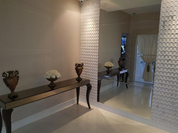 Imagem Imóvel com 3 Quartos à Venda, 140 m² em Centro - Balneário Camboriú